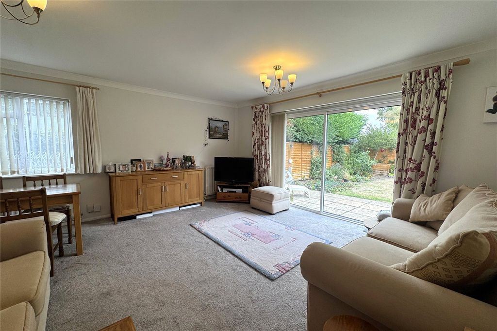 Property photo 2 of 15 Picture No. 14