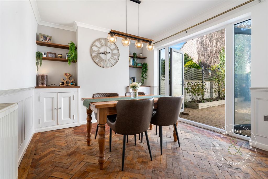 Property photo 3 of 39 St Fagans Road (8).Jpg