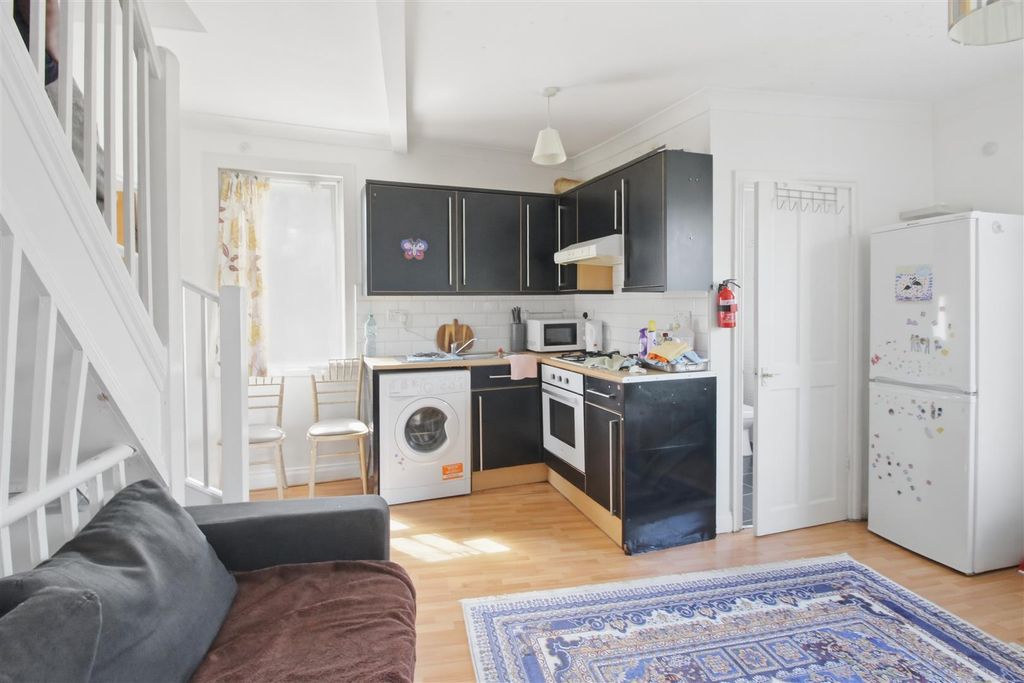Property photo 3 of 10 Img_2430.Jpg