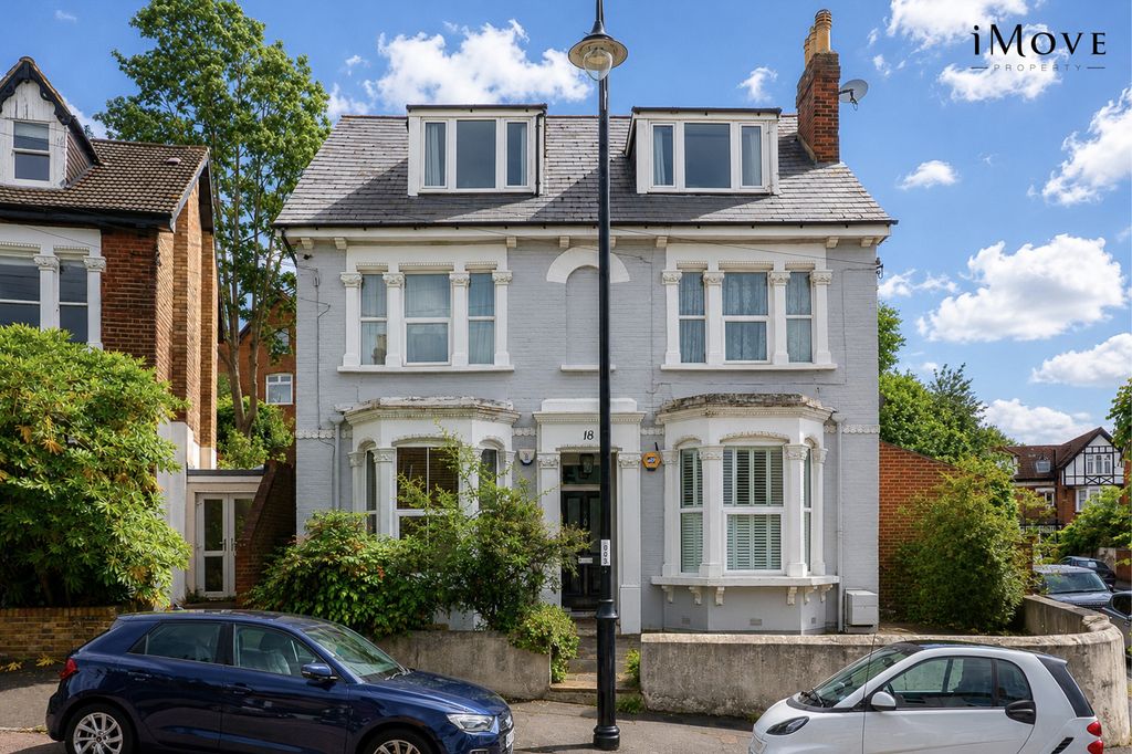 Property photo 2 of 13
