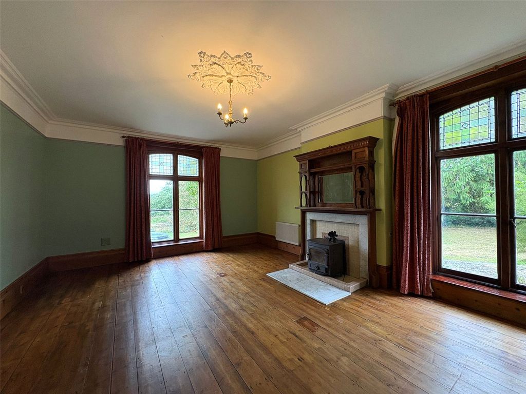 Property photo 2 of 15 Picture No. 31