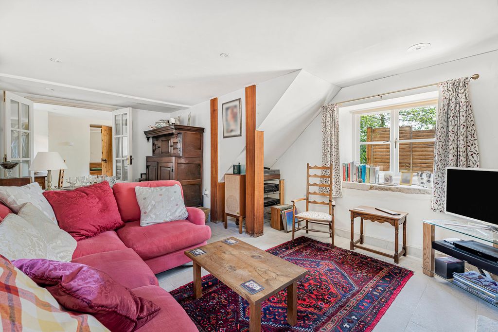Property photo 3 of 32 71_87930