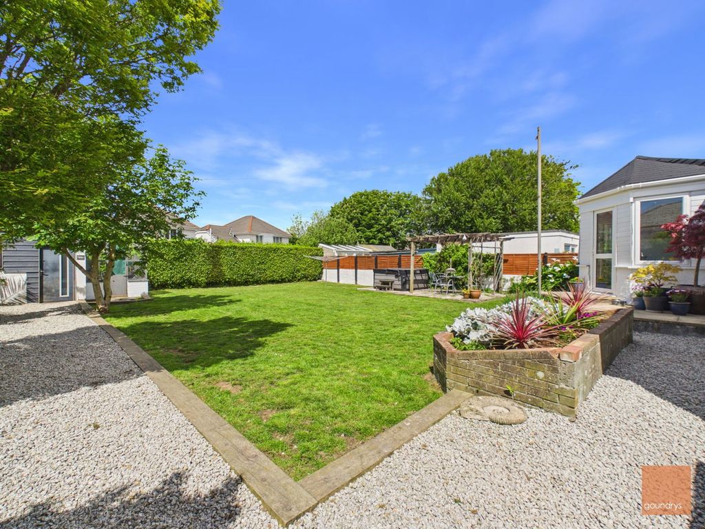 Property photo 2 of 24