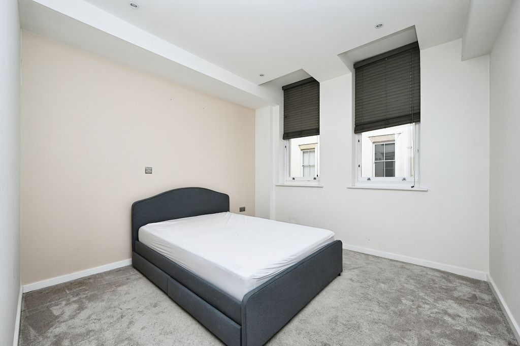 Property photo 2 of 15 Photography