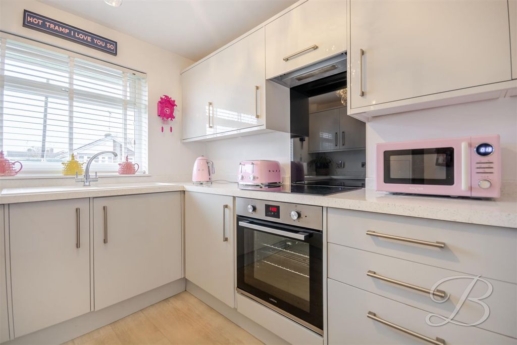 Property photo 3 of 41 Ccltd-18.Jpg