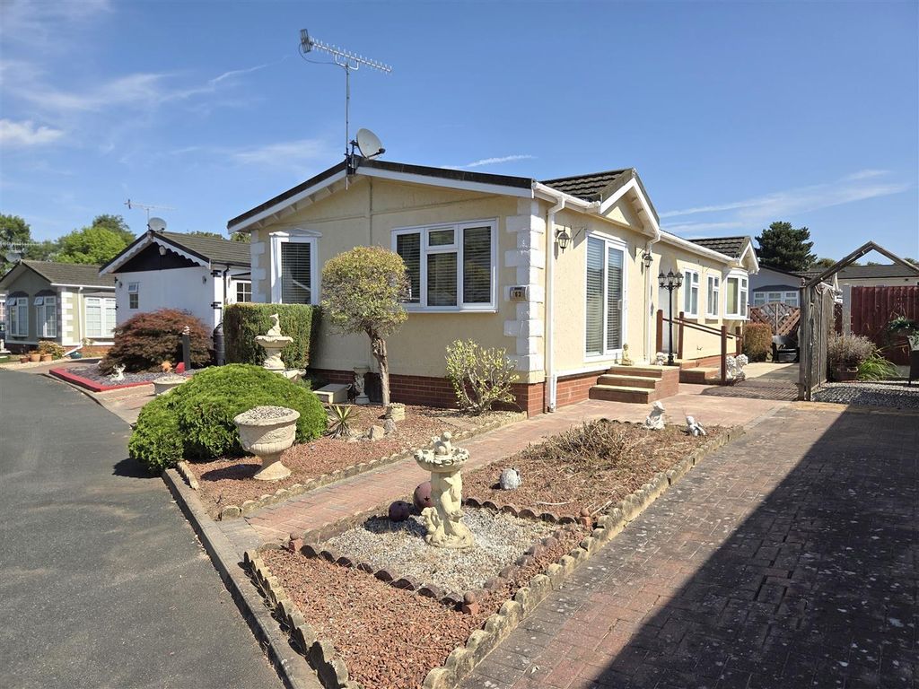 Property photo 1 of 18 63Sevf.Jpg