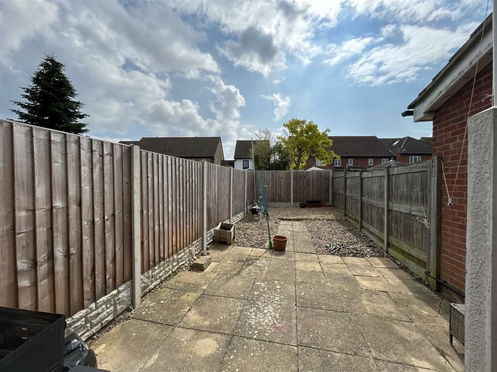 Property photo 3 of 7 Photo 2