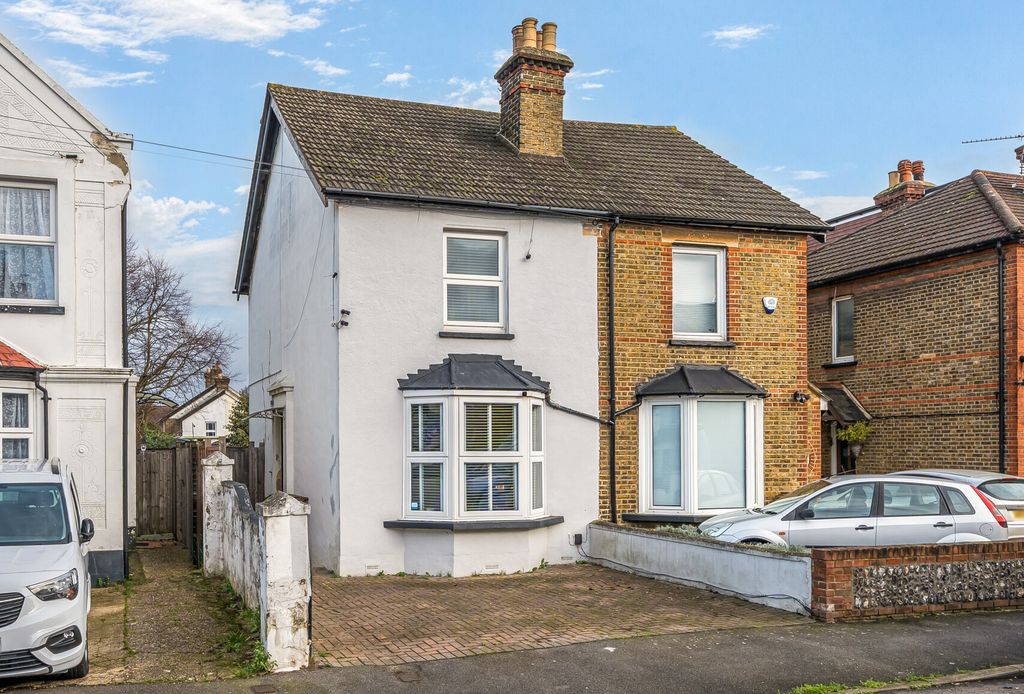 Property photo 1 of 10 1405138-2-698c9F0...