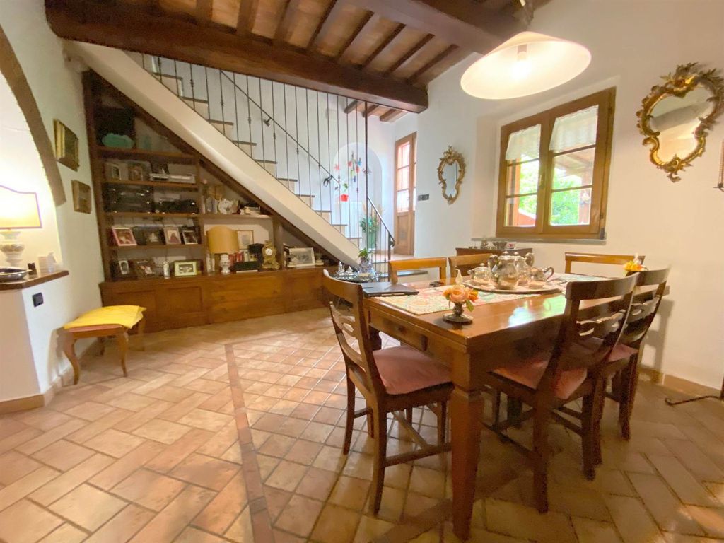 Property photo 1 of 30