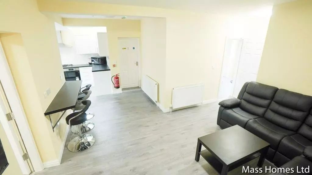 Property photo 1 of 10 Bright And Modern Communal Living Space Featuring ...
