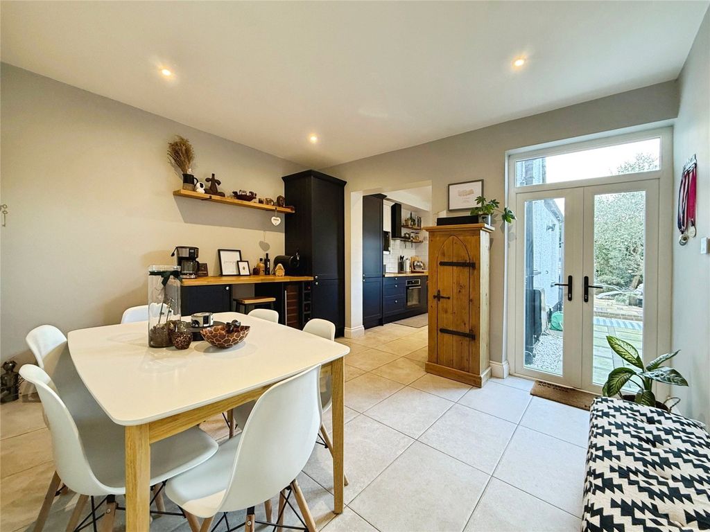 Property photo 3 of 18 Picture No. 14