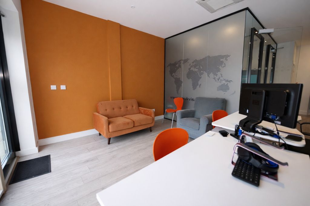 Property photo 3 of 10 4904322