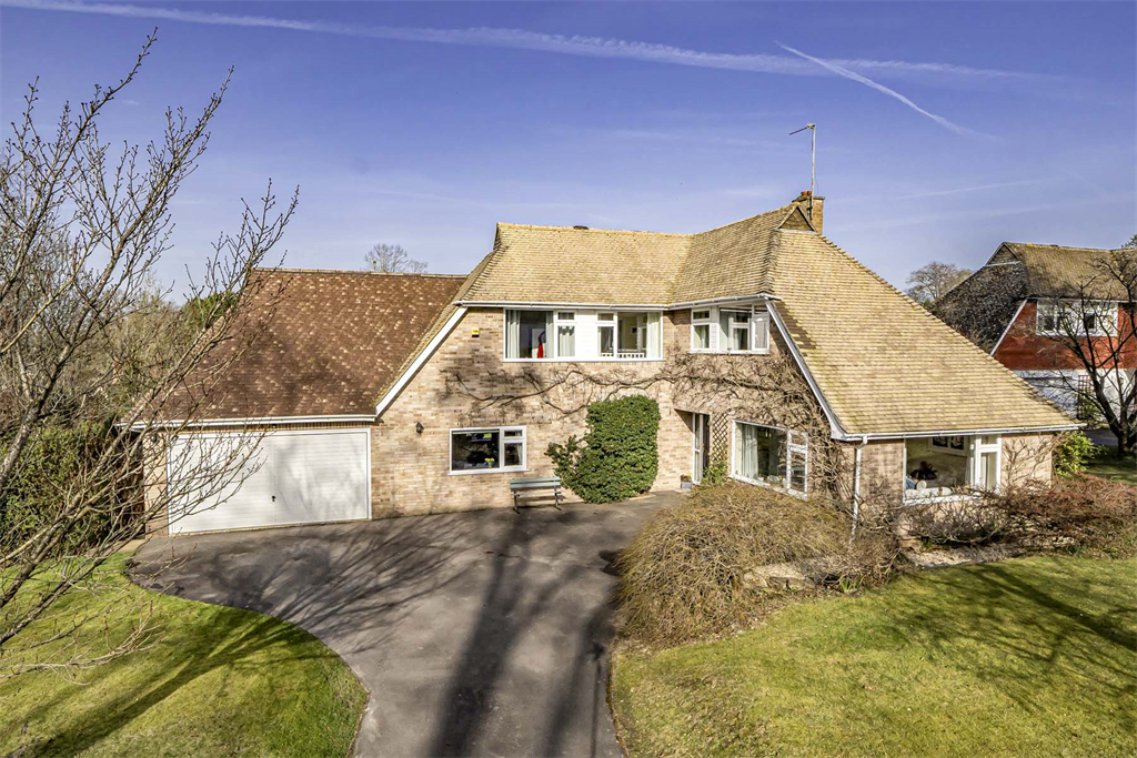 Property photo 1 of 22