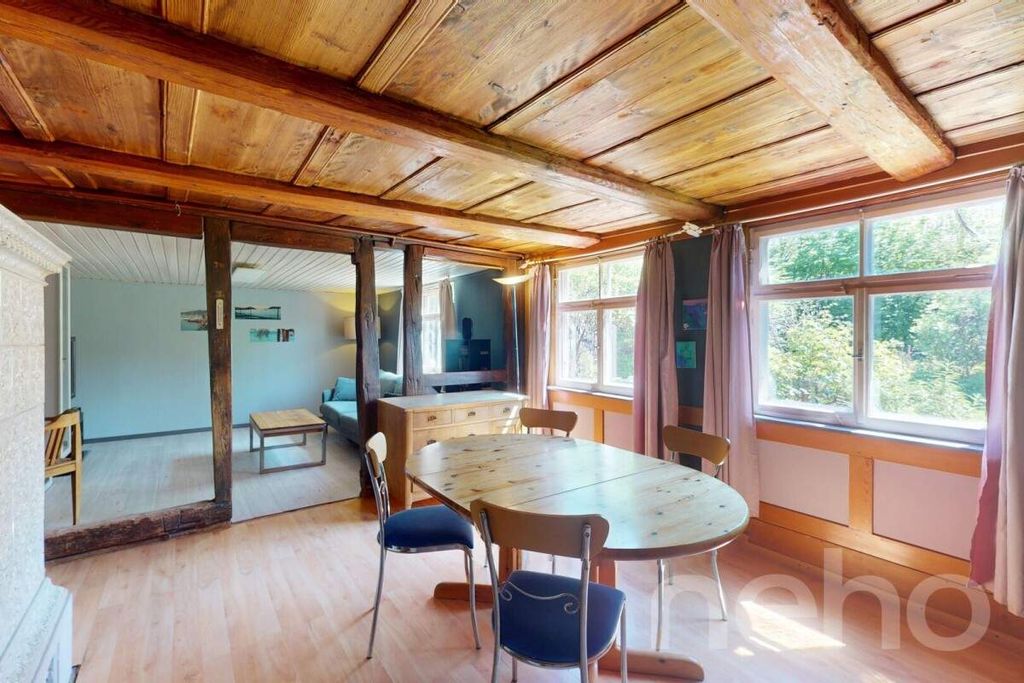 Property photo 3 of 11