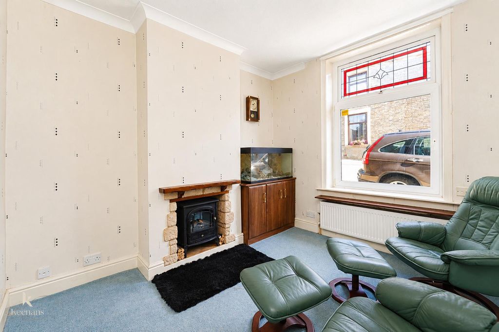 Property photo 1 of 20 Gladstone (14).Png