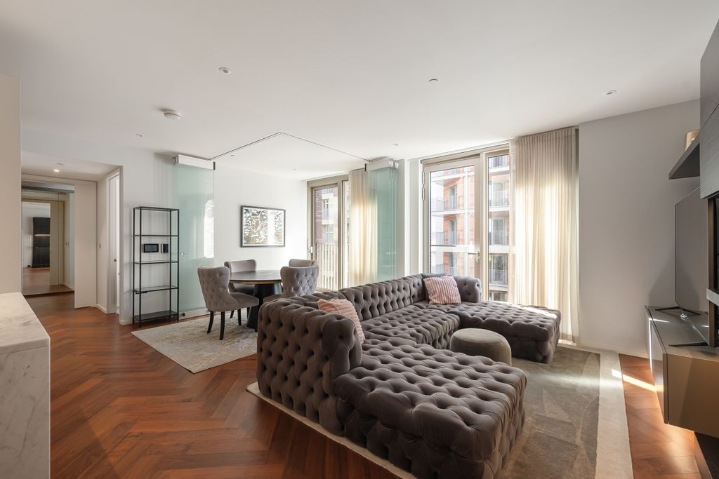 Property photo 1 of 14 094A3194