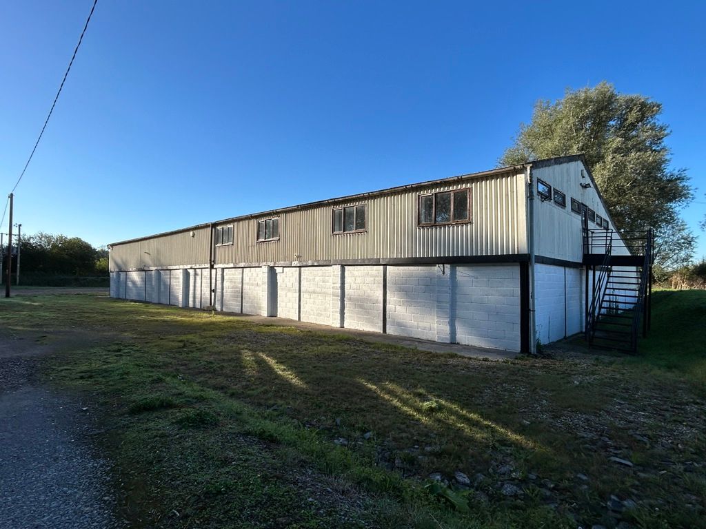 Property photo 2 of 23 Photo 4