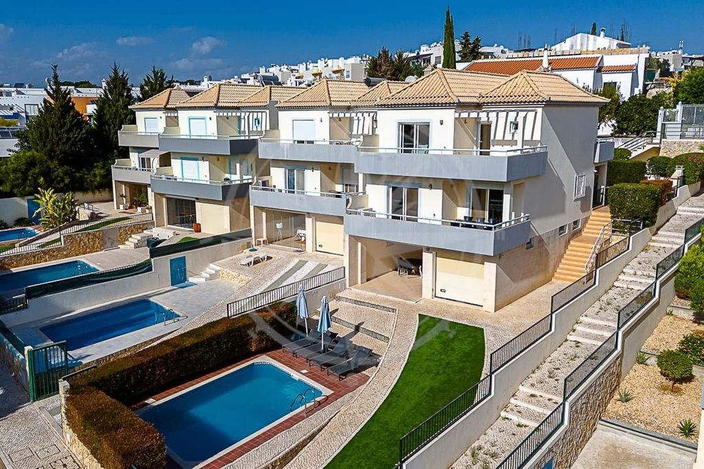 Property photo 1 of 28