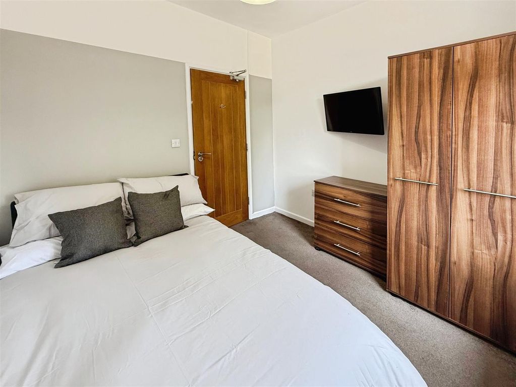 Property photo 2 of 7 568388cc-Image00006.Jpeg