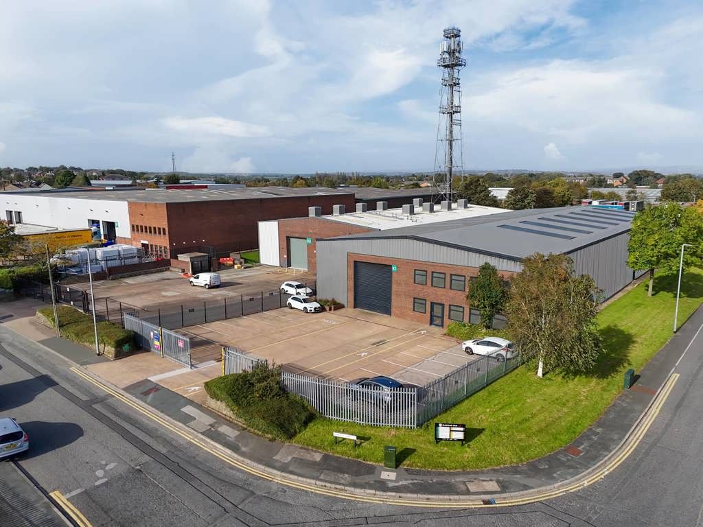 Property photo 1 of 2 Photo 5