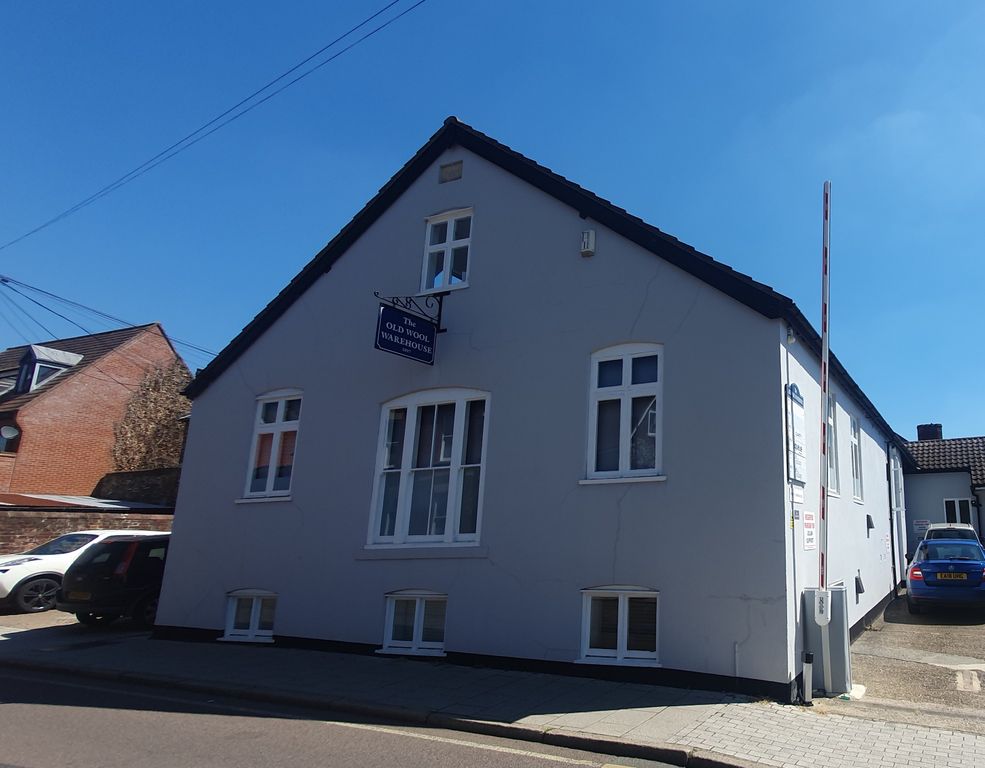 Property photo 1 of 4