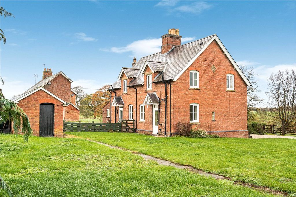 Property photo 3 of 22 Picture No. 03