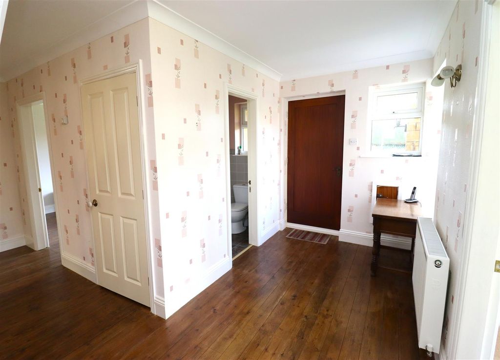 Property photo 2 of 23 Img_8621.Jpg