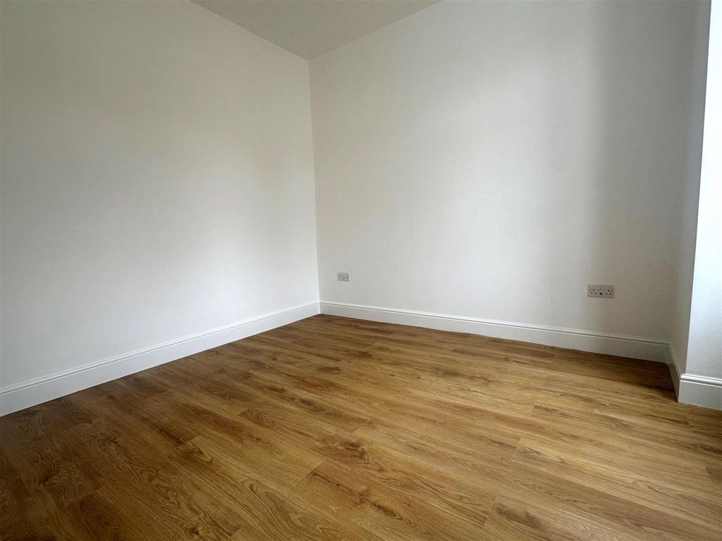 Property photo 2 of 6 Pic 2.Jpg