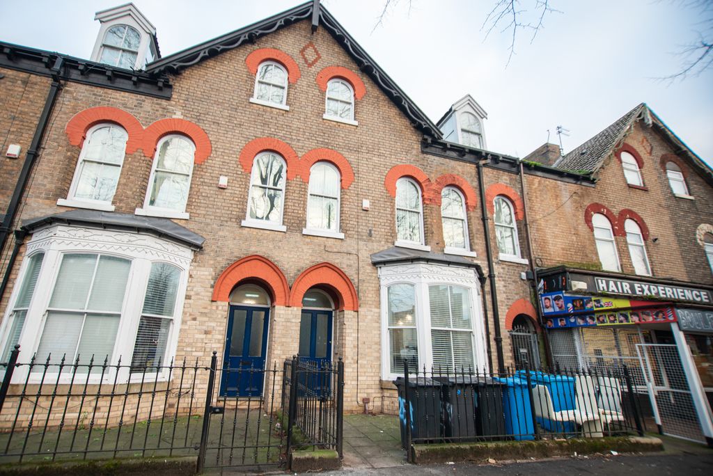 Property photo 1 of 9