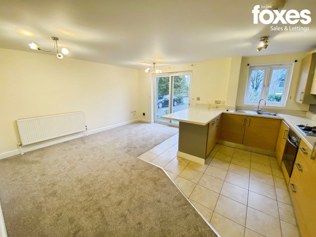 Property photo 3 of 12 4832794