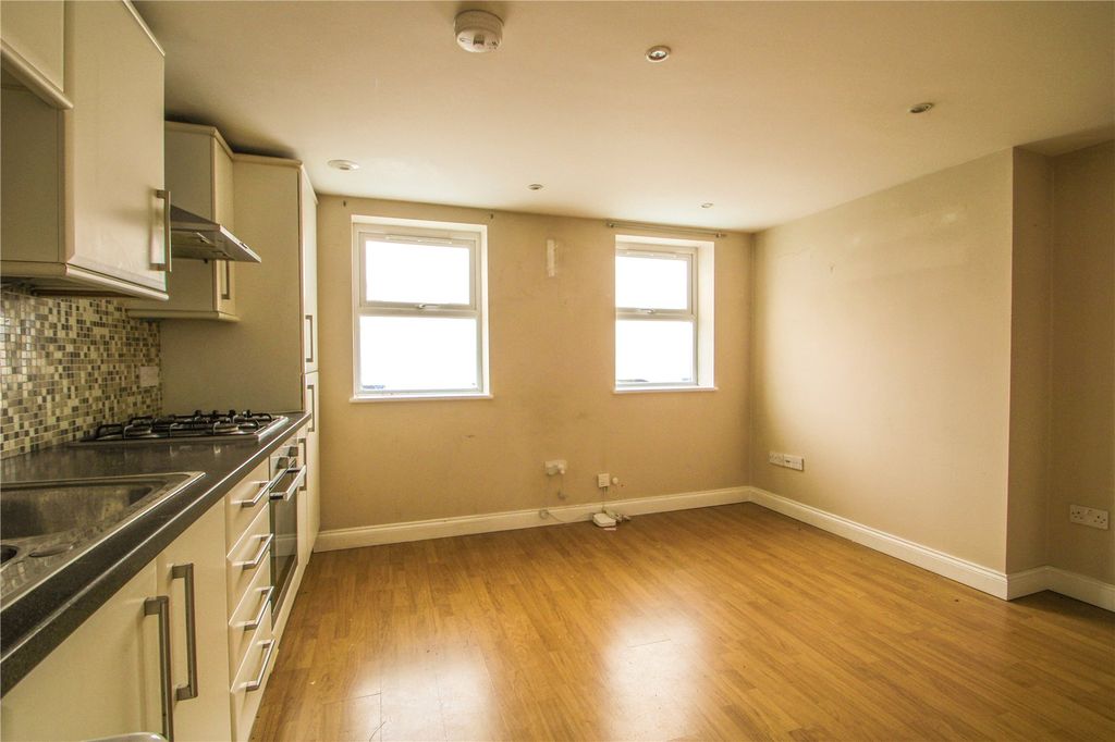 Property photo 3 of 8 Picture No. 07