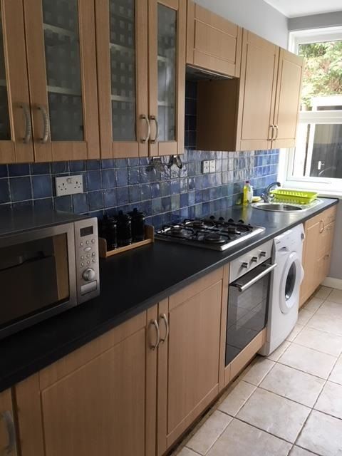 Property photo 3 of 8 Kitchen