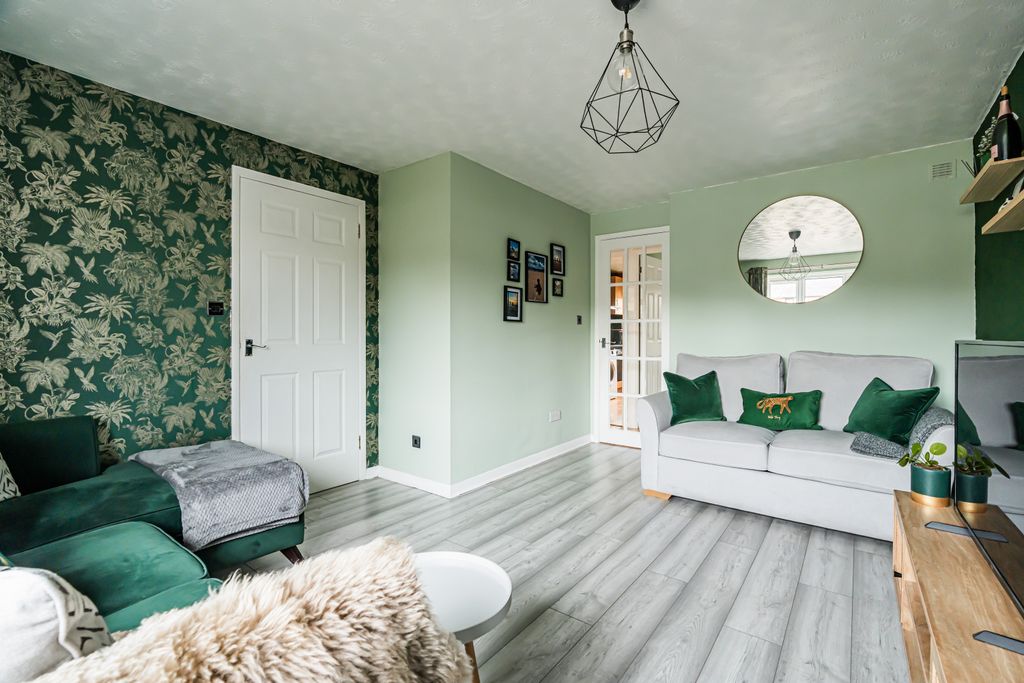 Property photo 2 of 14 Property Image 2