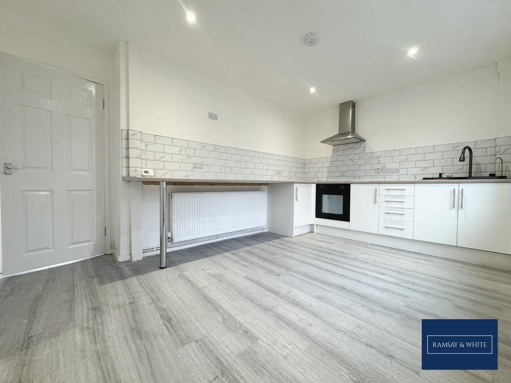 Property photo 3 of 8 Photo 3