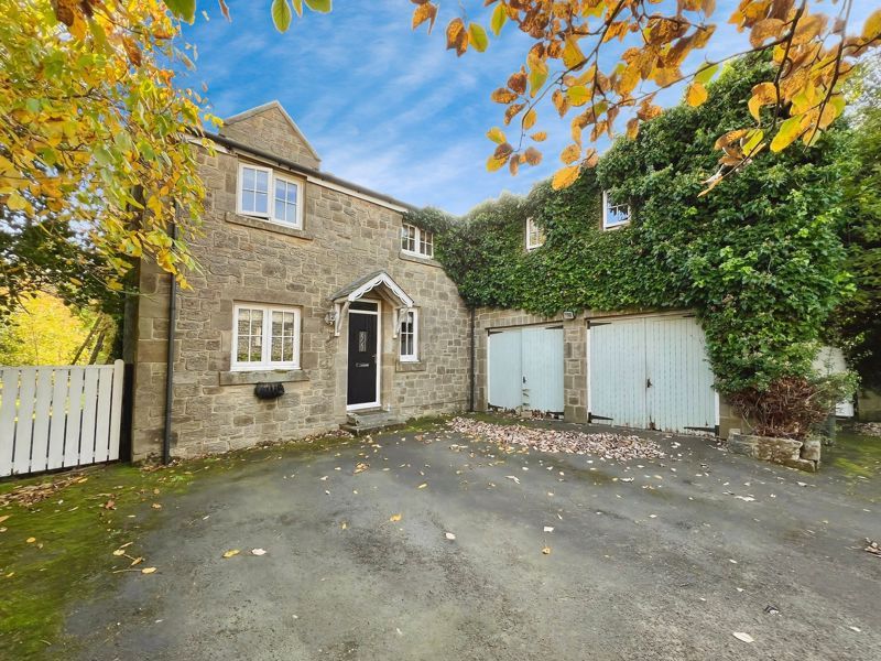 Property photo 1 of 36 Photo 12