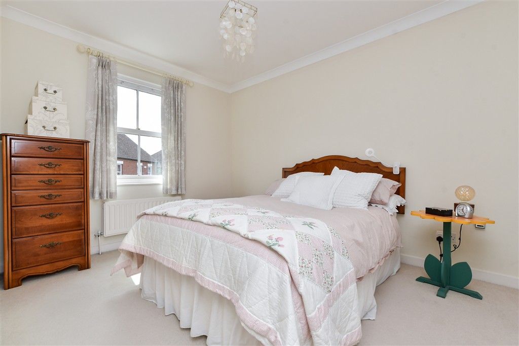 Property photo 3 of 9 Bedroom 1