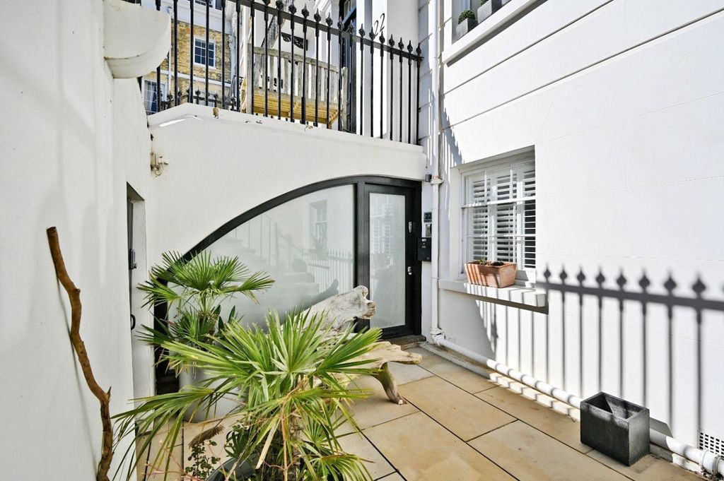 Property photo 2 of 10 4904331