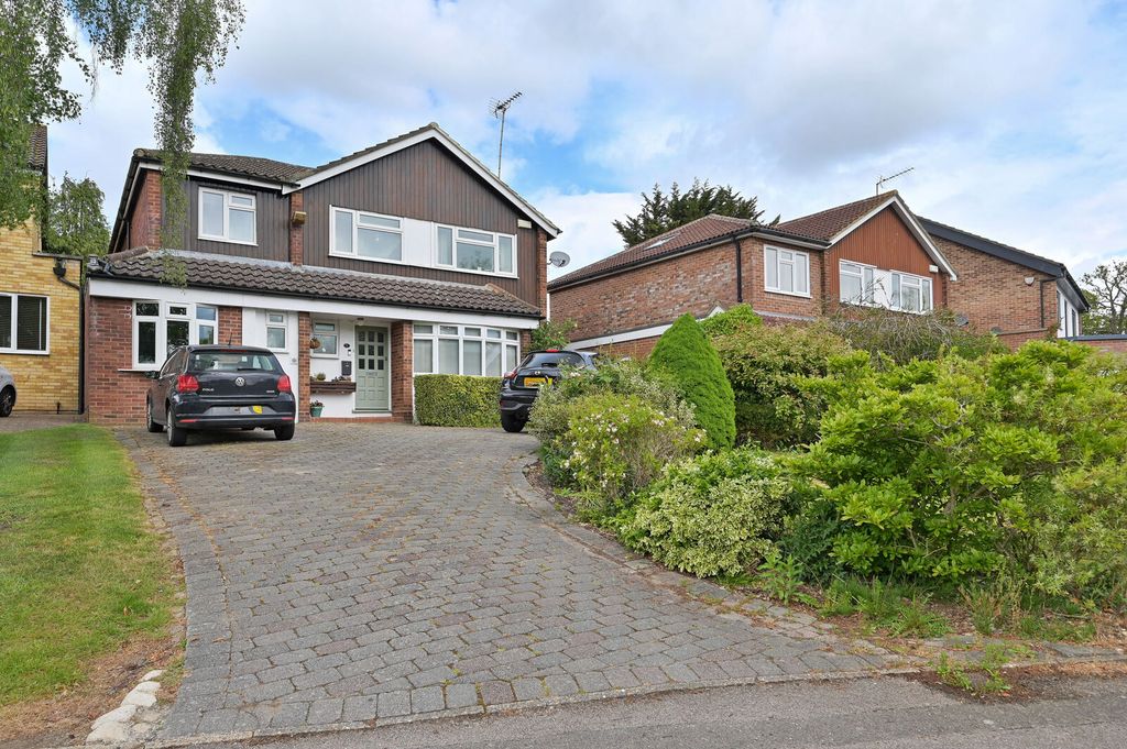 Property photo 1 of 30