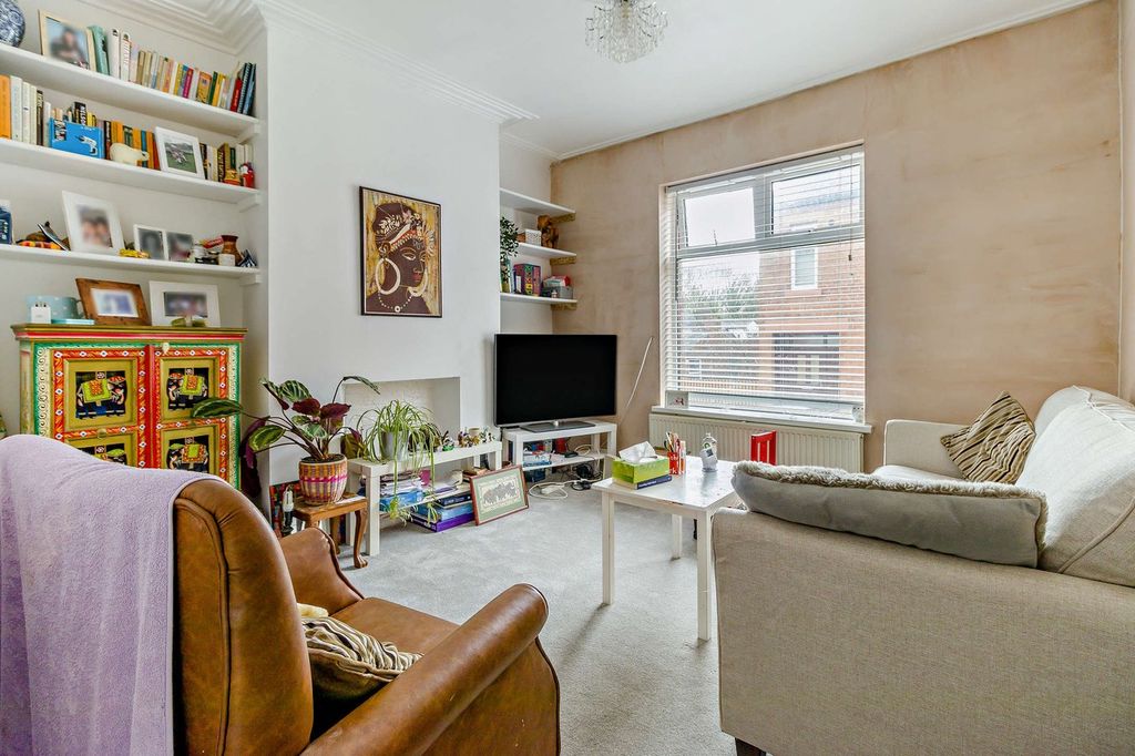 Property photo 2 of 15