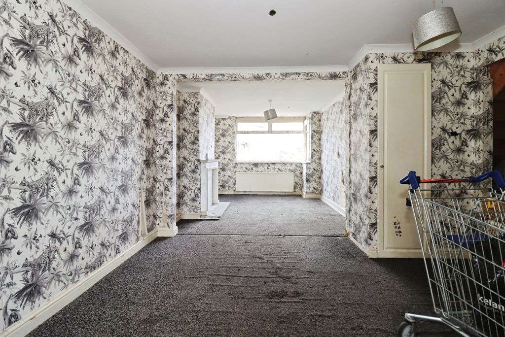 Property photo 2 of 18 Pbox-Img.Jpg