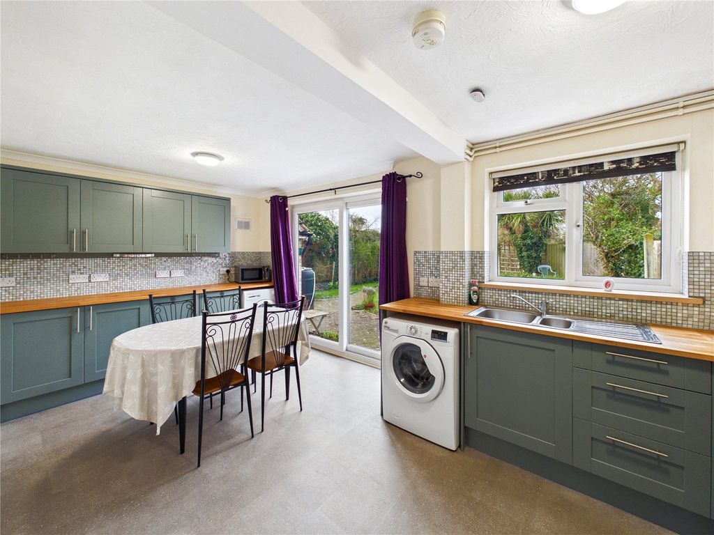 Property photo 3 of 13 Picture 3