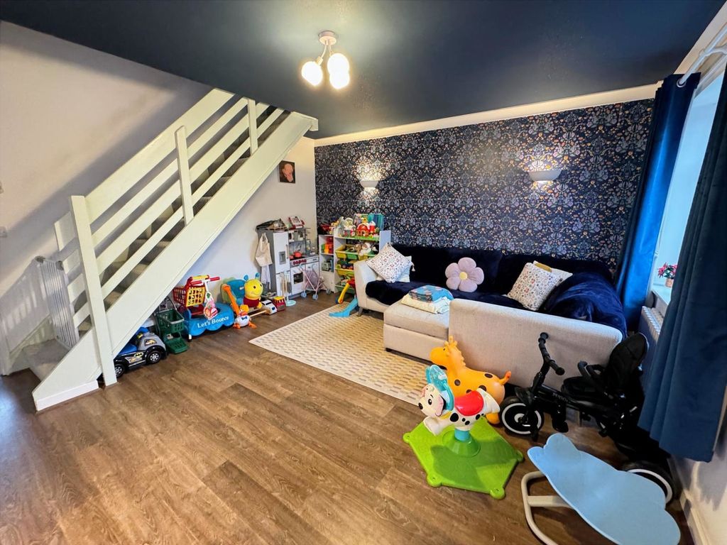 Property photo 3 of 13 Photo 3