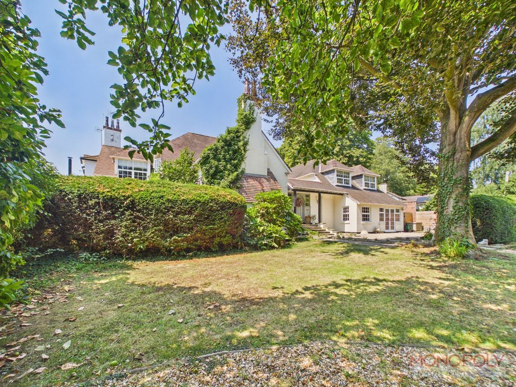 Property photo 1 of 38