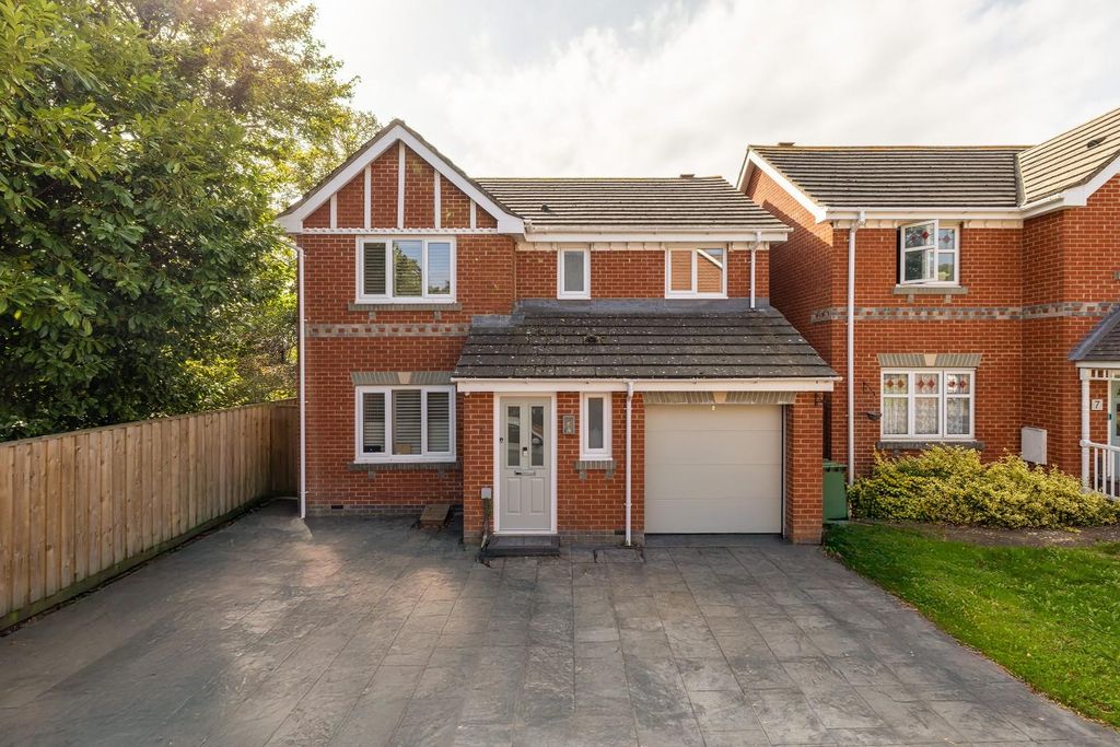 Property photo 2 of 37 014A6382-Charlien.Jpg