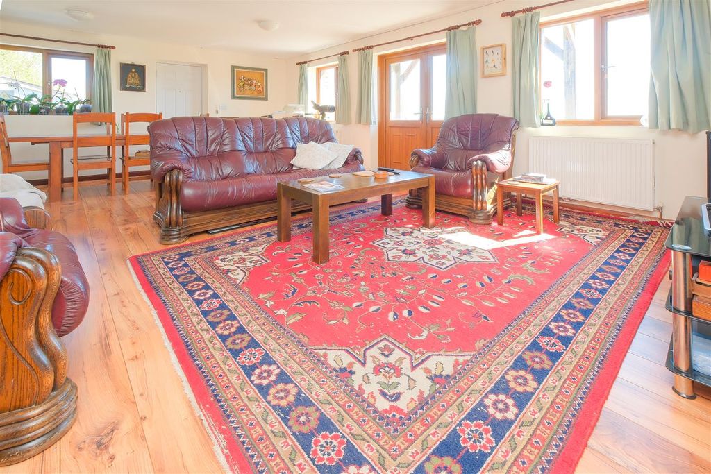 Property photo 3 of 19 Parry Mercury Lodge Pl14 5Bq-1.Jpg