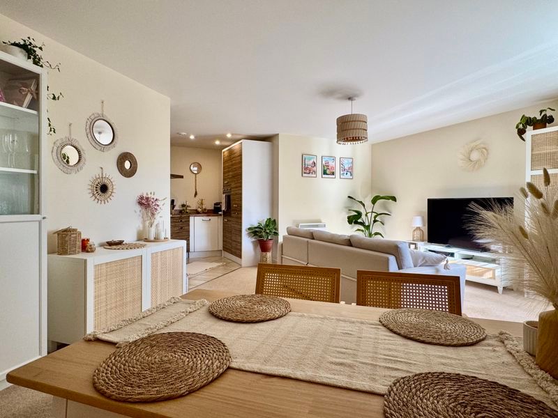 Property photo 3 of 11 Photo 3