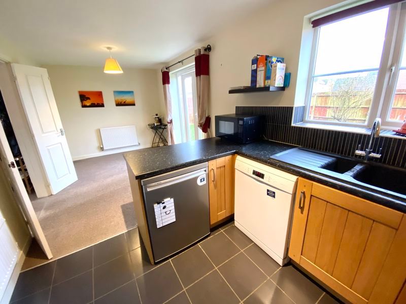 Property photo 2 of 12 Photo 23