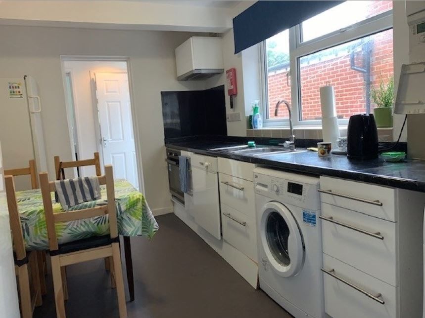 Property photo 2 of 7