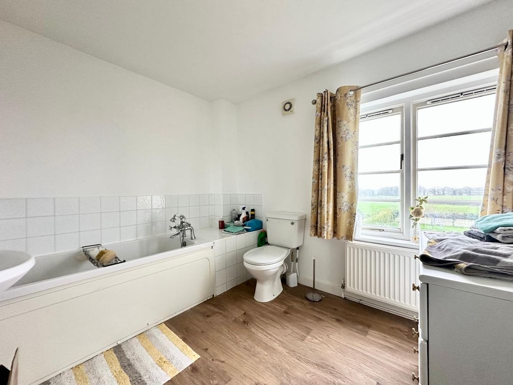 Additional image 6 of 4 bed detached house to rentMain Street, Beswick, Driffield, East Riding Of Yorkshi YO25