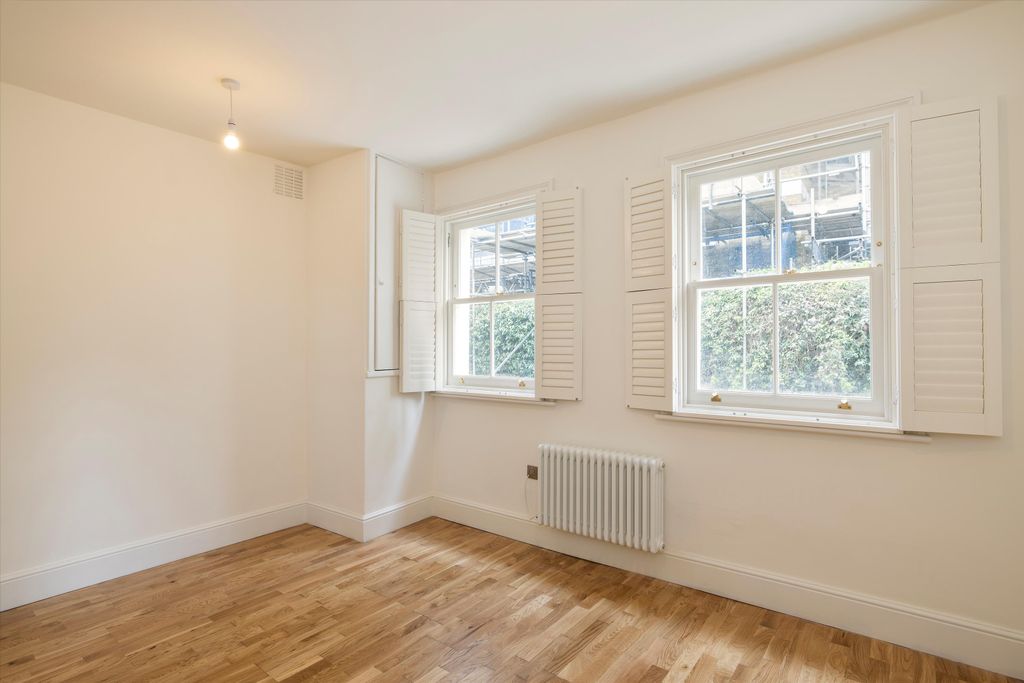 Property photo 1 of 13 Image